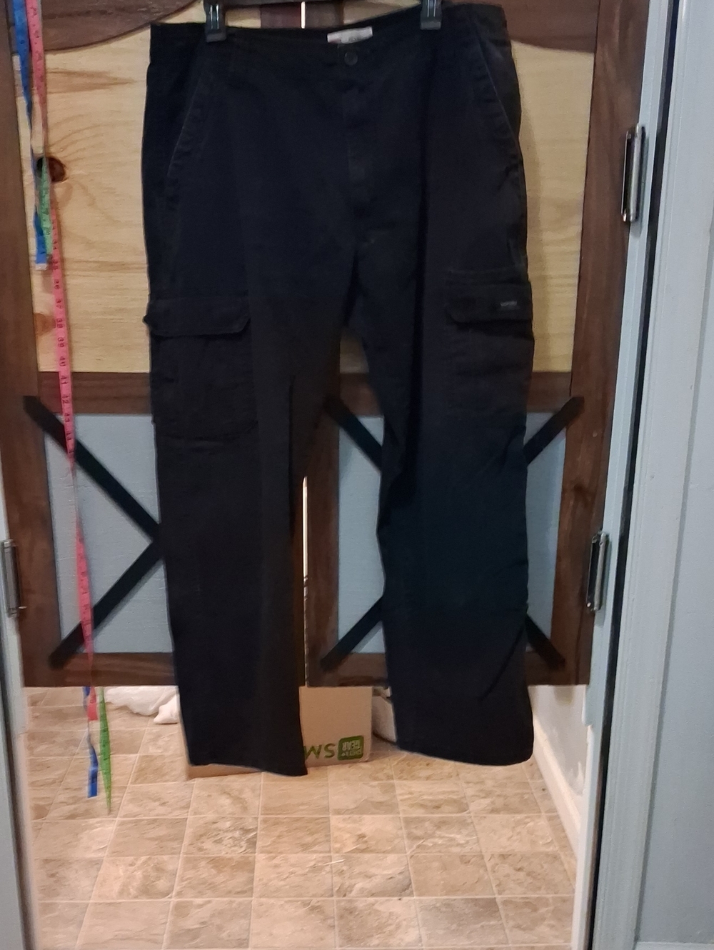 Wrangler Black Men's Cargo Pants with Side Flap Pockets